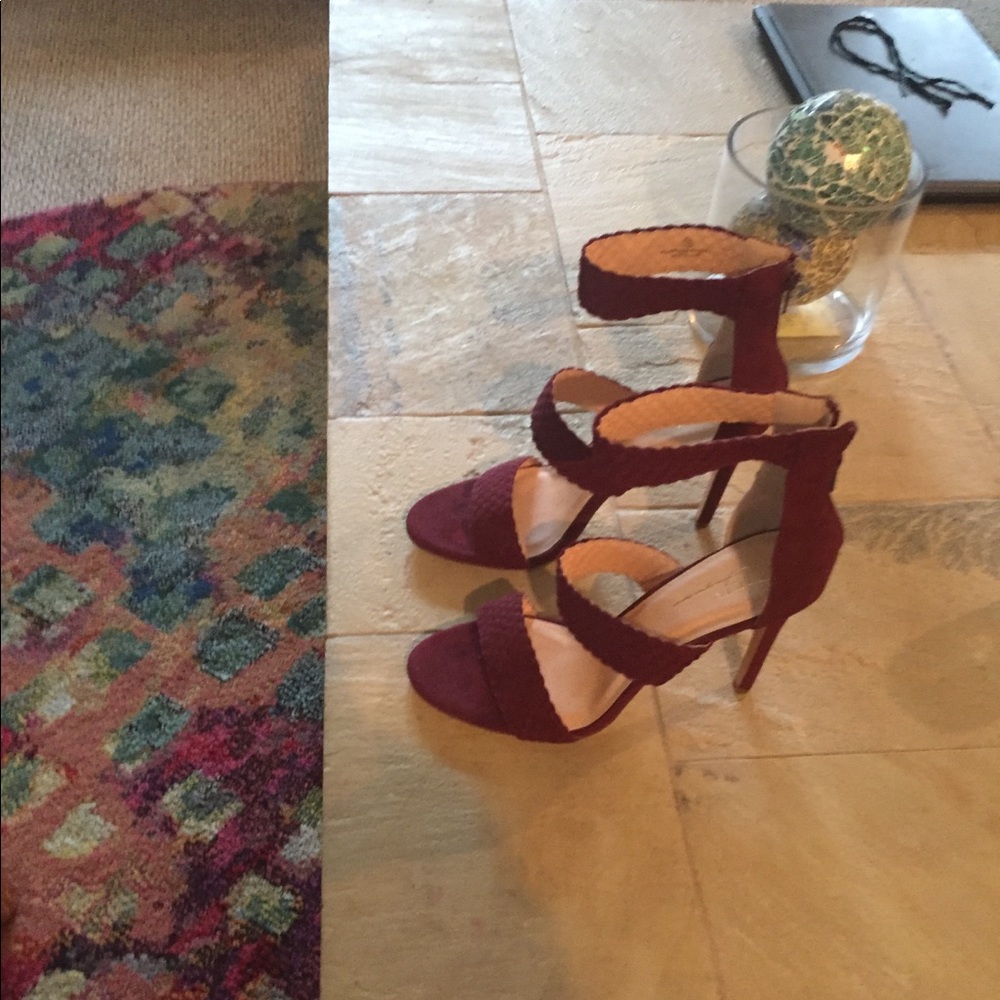 Heeled sandals